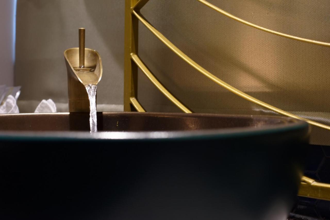 Deluxe Queen Room,968731783:JPEG